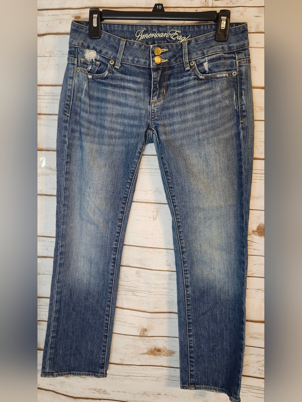 American Eagle Straight-Leg Blue Wash Jeans Size 4 reg